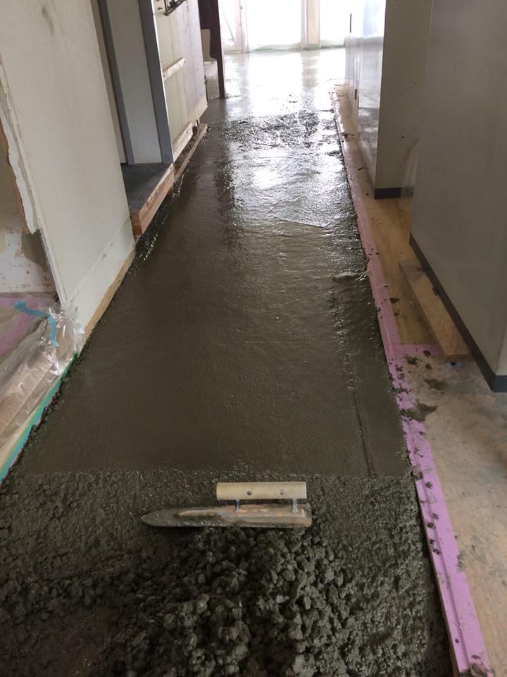 名古屋市緑区 １階改装工事。土間コンクリート打ちに入りました！